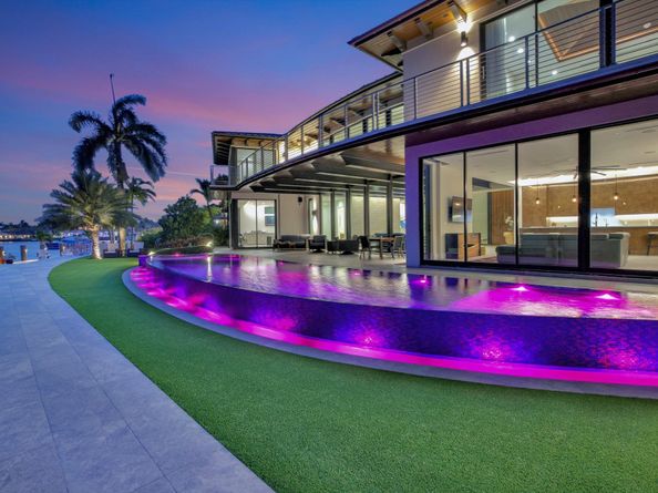 1336 Seminole Dr, Fort Lauderdale FL 33304