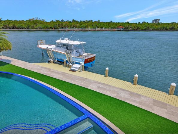 1336 Seminole Dr, Fort Lauderdale FL 33304