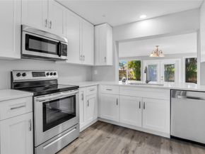 827 SE 10th Ter, Deerfield Beach FL 33441