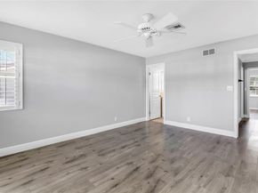 827 SE 10th Ter, Deerfield Beach FL 33441