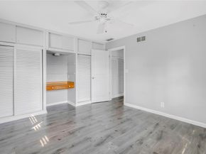 827 SE 10th Ter, Deerfield Beach FL 33441