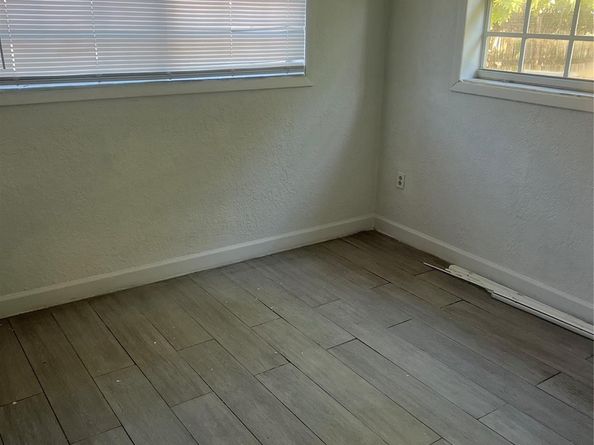 6104 SW 20th St, Miramar FL 33023