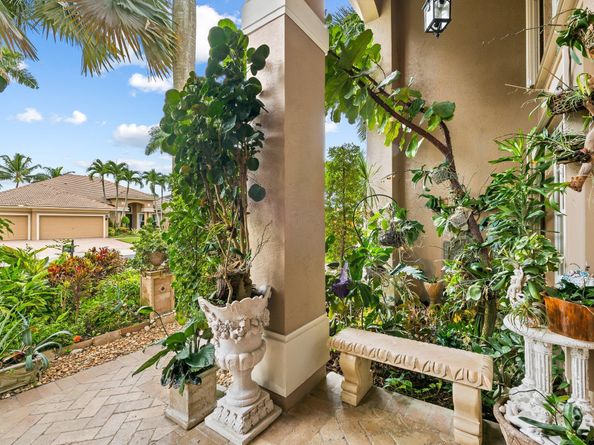 21167 Falls Ridge Way, Boca Raton FL 33428