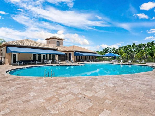 21167 Falls Ridge Way, Boca Raton FL 33428