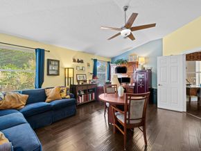 21167 Falls Ridge Way, Boca Raton FL 33428