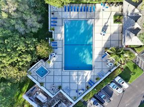 2334 S Cypress Bend Dr 304, Pompano Beach FL 33069