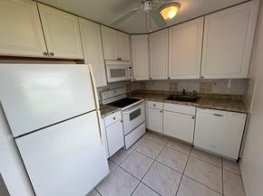 244 Burgundy F, Delray Beach FL 33484