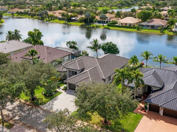 6895 NW 108th Ave, Parkland FL 33076