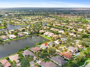 6895 NW 108th Ave, Parkland FL 33076