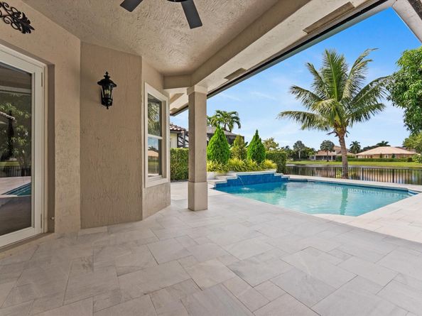 6895 NW 108th Ave, Parkland FL 33076