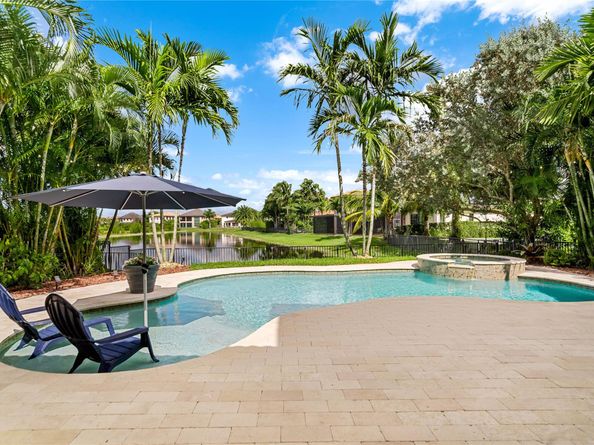 11315 E Watercrest Cir, Parkland FL 33076