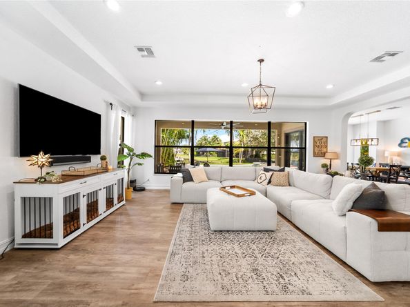 11315 E Watercrest Cir, Parkland FL 33076