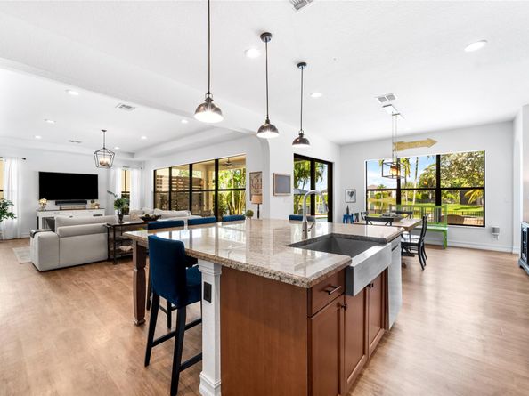 11315 E Watercrest Cir, Parkland FL 33076