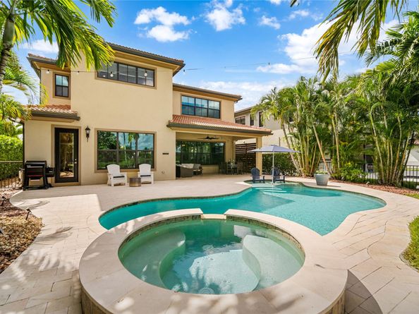 11315 E Watercrest Cir, Parkland FL 33076