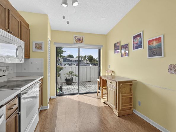 2641 Gately Drive W 102, West Palm Beach FL 33415