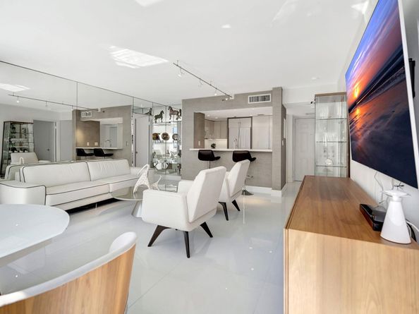 540 Brickell Key Drive 919, Miami FL 33131