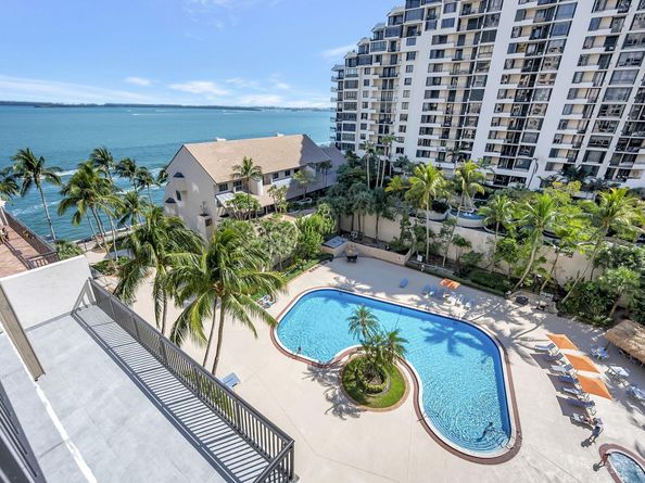 540 Brickell Key Drive 919, Miami FL 33131