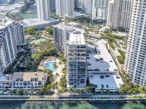 540 Brickell Key Drive 919, Miami FL 33131