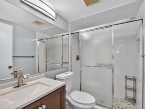 813 Sky Pine Way D2, Greenacres FL 33415