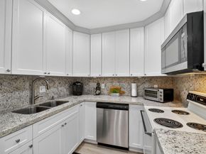 813 Sky Pine Way D2, Greenacres FL 33415