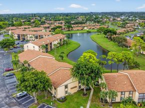 813 Sky Pine Way D2, Greenacres FL 33415