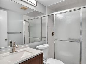 813 Sky Pine Way D2, Greenacres FL 33415