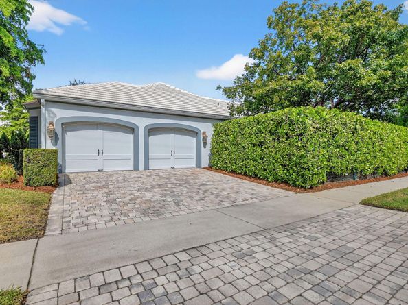 1103 NW 6th Avenue, Delray Beach FL 33444