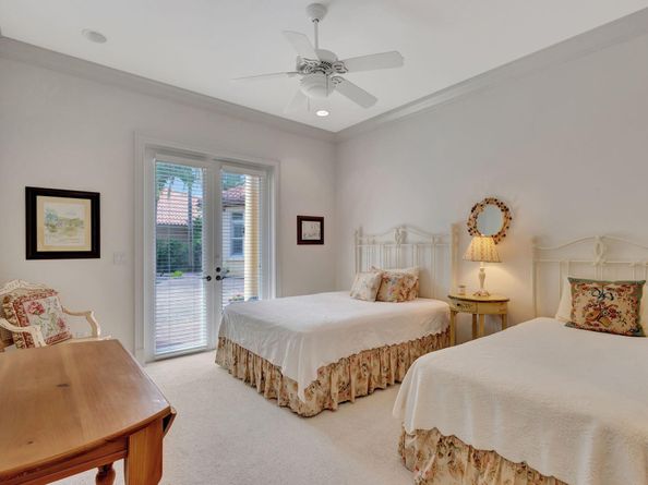 11264 Isle Brook Court, Wellington FL 33414