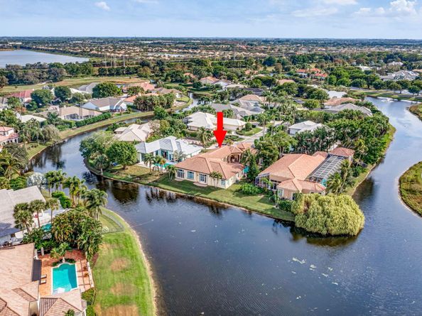 11264 Isle Brook Court, Wellington FL 33414