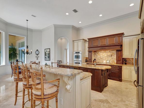 11264 Isle Brook Court, Wellington FL 33414