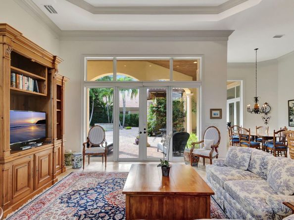 11264 Isle Brook Court, Wellington FL 33414