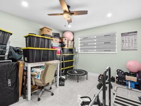 580 Egret Drive 123, Hallandale Beach FL 33009