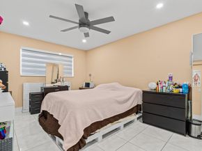 580 Egret Drive 123, Hallandale Beach FL 33009