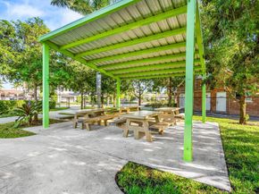 580 Egret Drive 123, Hallandale Beach FL 33009