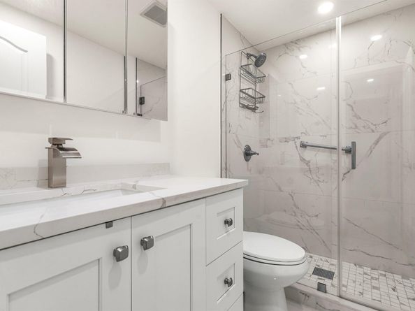 580 Egret Drive 123, Hallandale Beach FL 33009