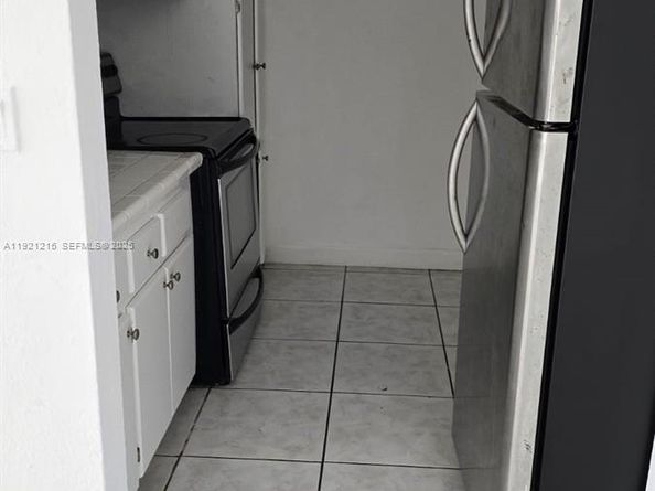 1885 NE 121st Street 17, North Miami FL 33181