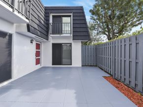 102 Woodland Road, Palm Springs FL 33461