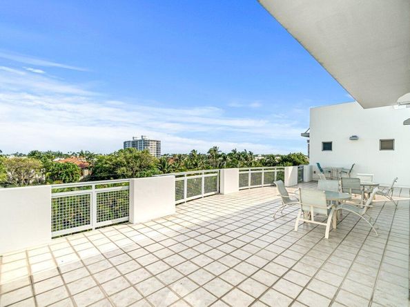 335 SE 6th Avenue 304, Delray Beach FL 33483