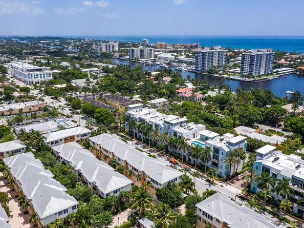 335 SE 6th Avenue 304, Delray Beach FL 33483