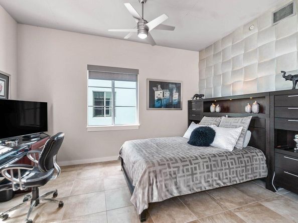 335 SE 6th Avenue 304, Delray Beach FL 33483