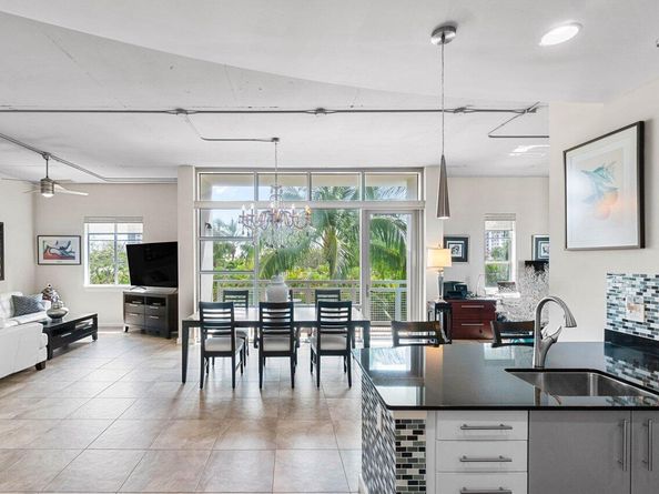 335 SE 6th Avenue 304, Delray Beach FL 33483