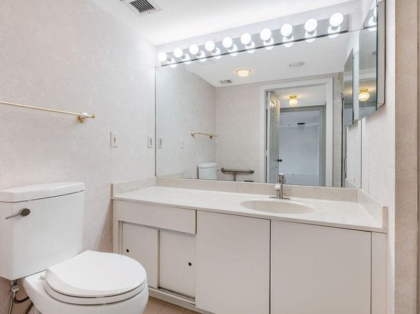 140 SE 5th Avenue 440, Boca Raton FL 33432