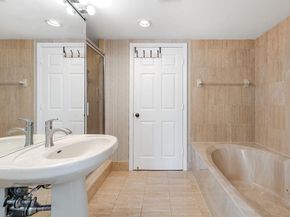 140 SE 5th Avenue 440, Boca Raton FL 33432