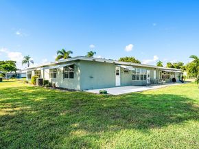 902 South Drive D, Delray Beach FL 33445