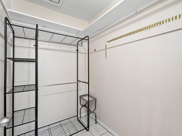 902 South Drive D, Delray Beach FL 33445