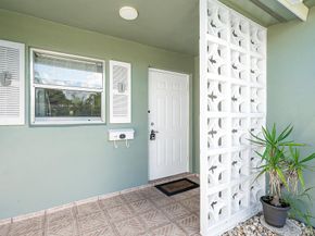 902 South Drive D, Delray Beach FL 33445