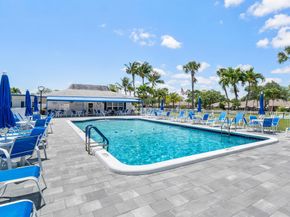 902 South Drive D, Delray Beach FL 33445