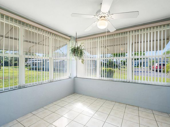 902 South Drive D, Delray Beach FL 33445