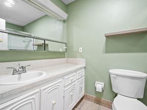 902 South Drive D, Delray Beach FL 33445