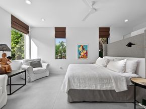 423 Chilean Avenue 423, Palm Beach FL 33480